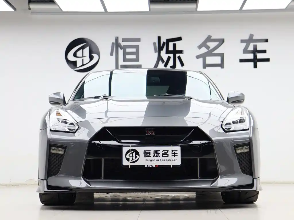 Nissan GT-R — миниатюра 26