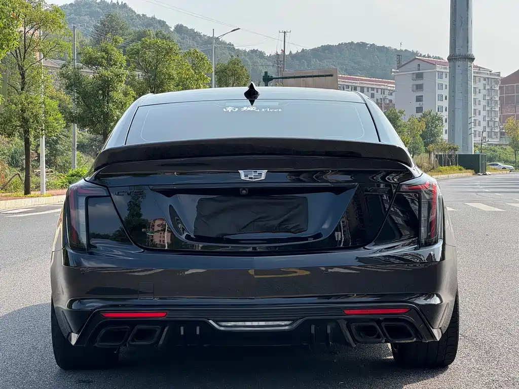 Cadillac CT5 — миниатюра 5