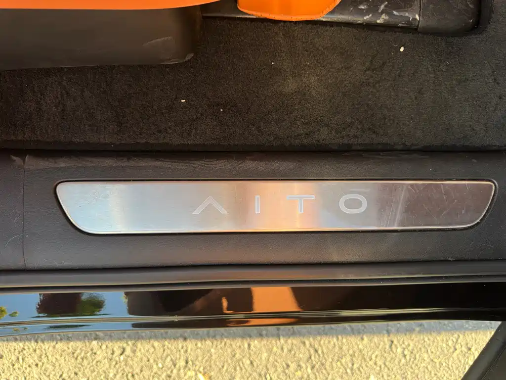 AITO AITO M8 — миниатюра 24