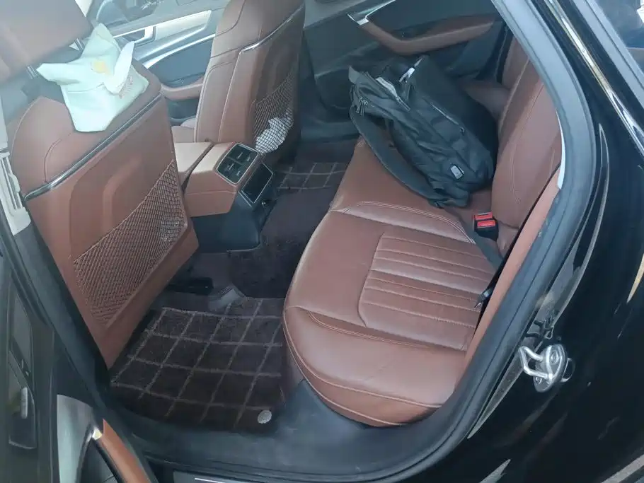 Audi A6L — миниатюра 11