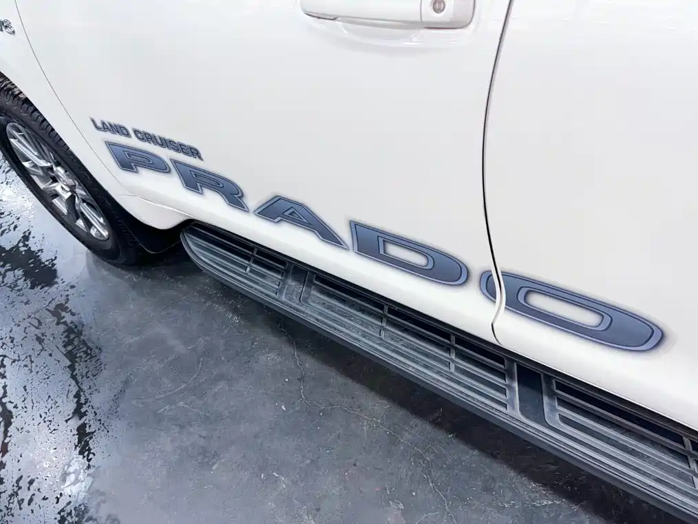 Toyota Prado (Import) — миниатюра 10