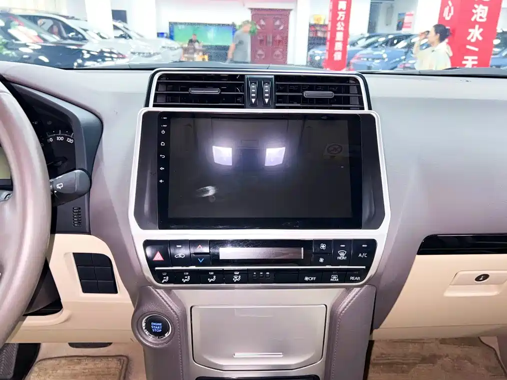 Toyota Prado (Import) — миниатюра 24
