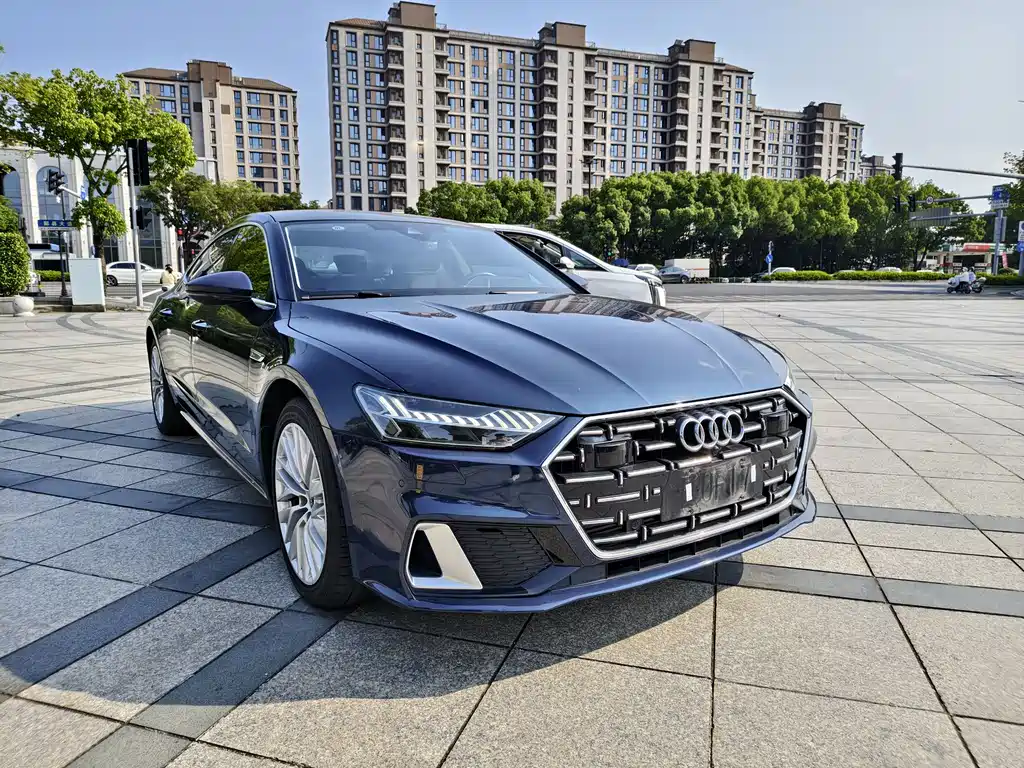Audi A7L 2024 45TFSI S-line