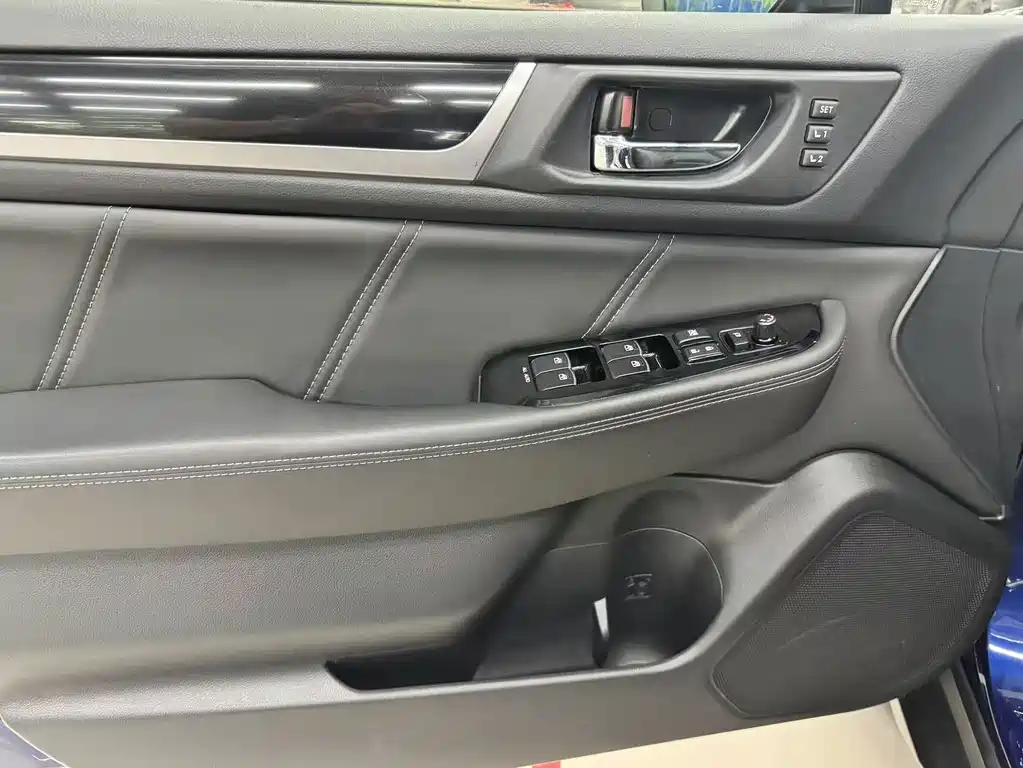 Subaru Outback — миниатюра 16