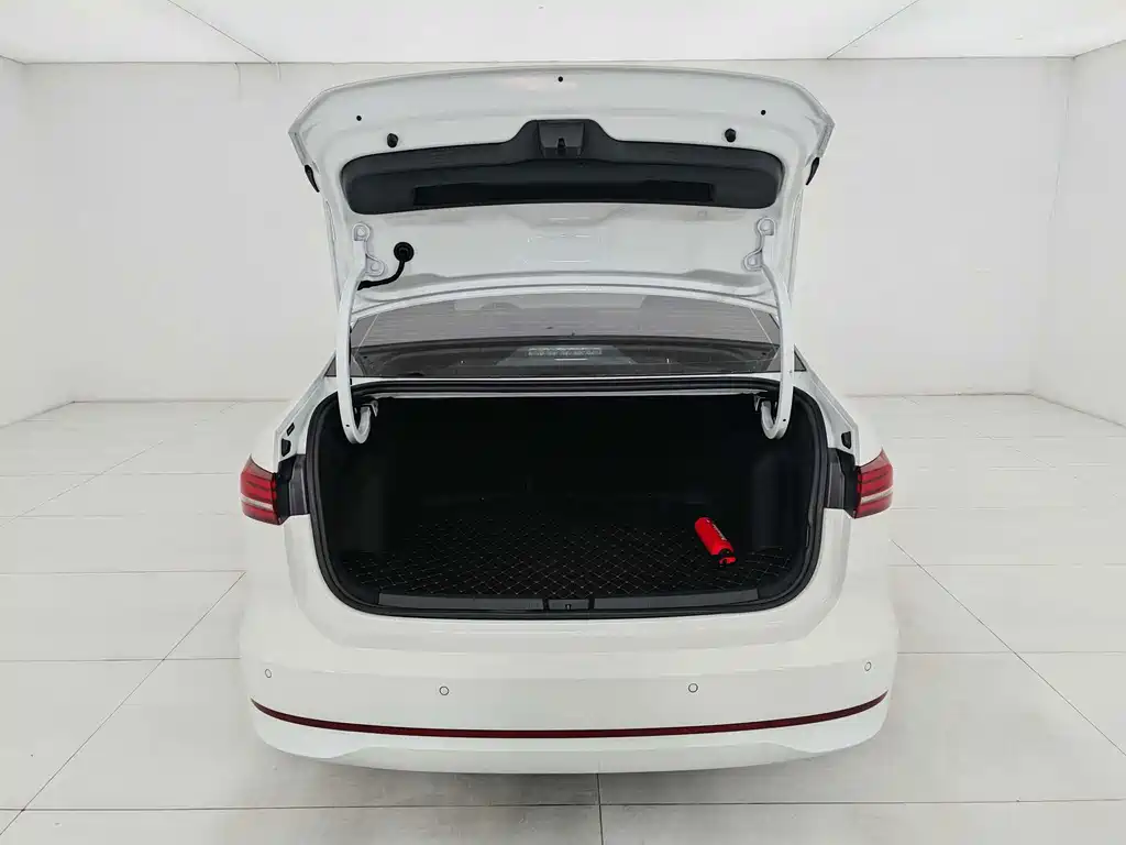 Volkswagen Lavida — миниатюра 20