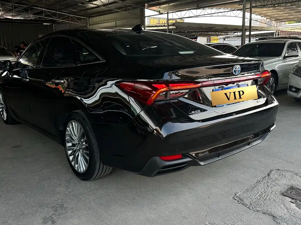 Toyota Avalon — миниатюра 6