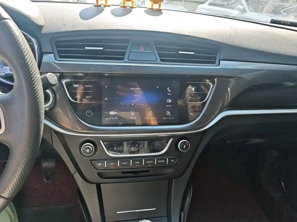 Geely Emgrand — миниатюра 18