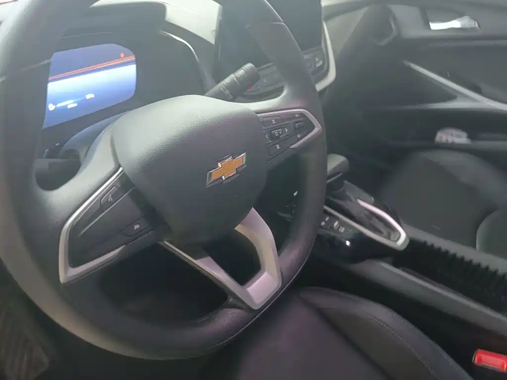 Chevrolet Menlo — миниатюра 5