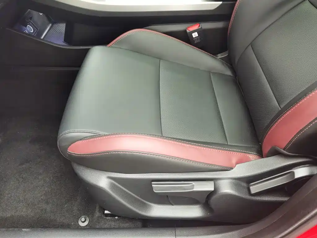 Geely Binyue — миниатюра 20