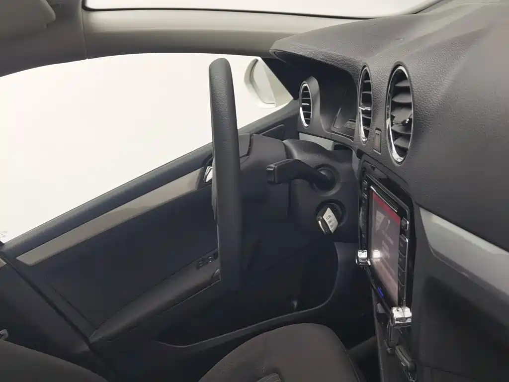 Volkswagen Jetta — миниатюра 22