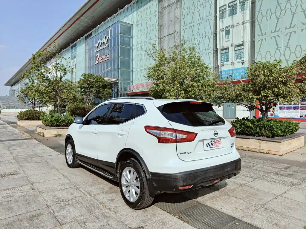 Nissan Qashqai — миниатюра 4