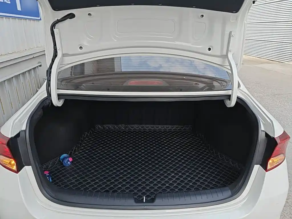 Kia Forte — миниатюра 19