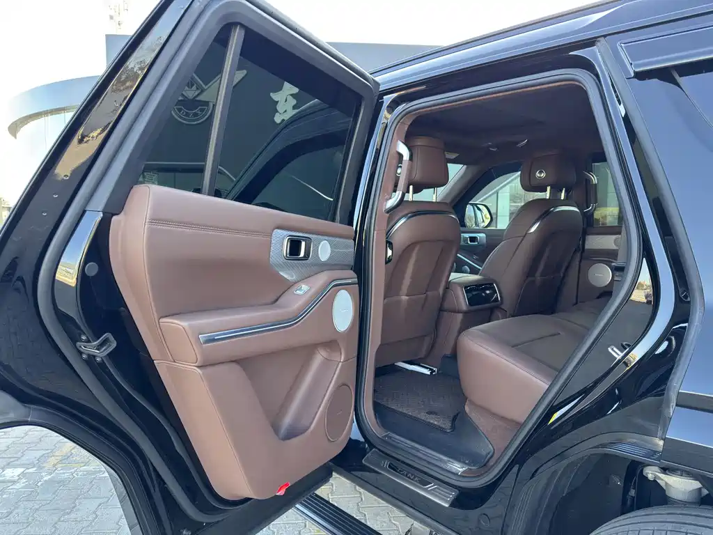 TANK TANK 700 NEW ENERGY