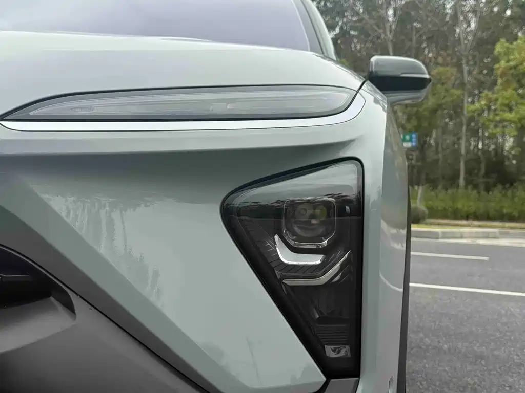 NIO ES6 — миниатюра 3