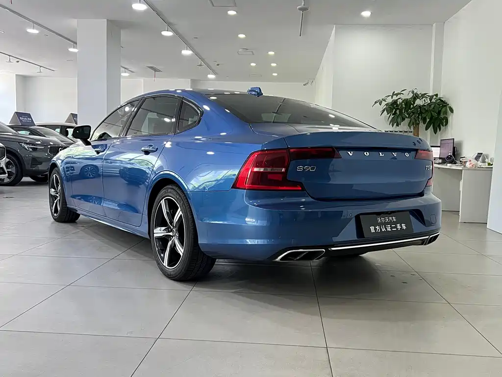 Volvo S90 — миниатюра 4