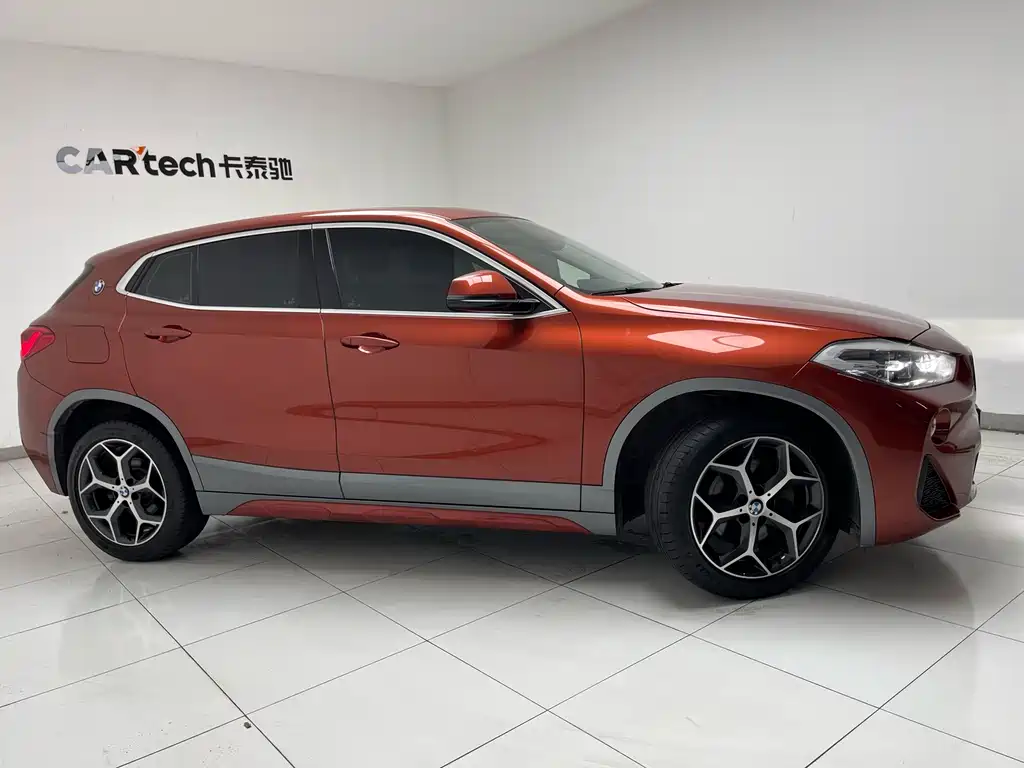 BMW X2