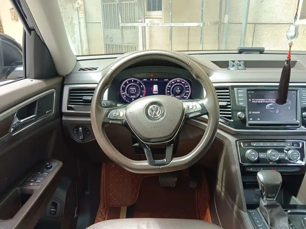 Volkswagen Teramont — миниатюра 3
