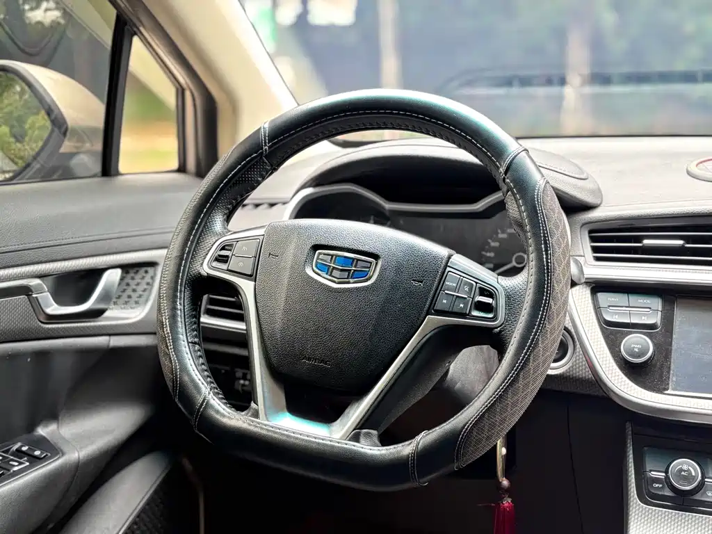 Geely Emgrand GS — миниатюра 14
