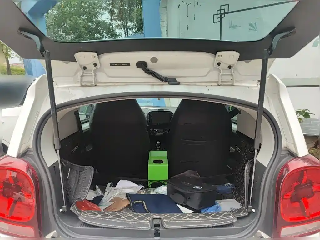 Roewe Clever — миниатюра 15