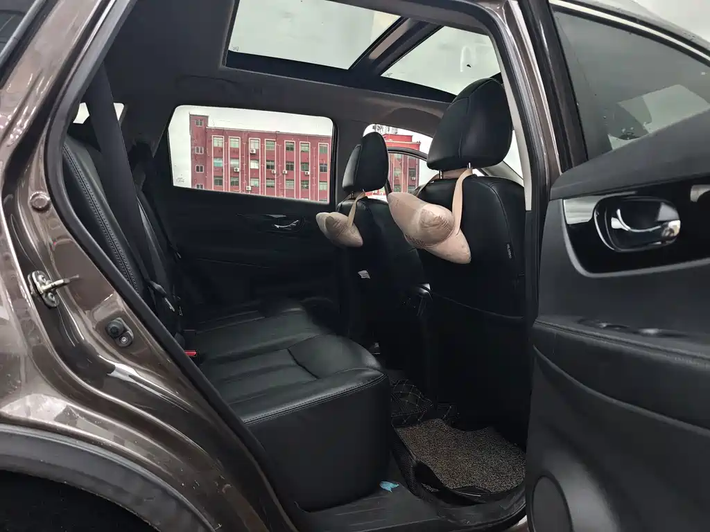 Nissan X-Trail — миниатюра 9
