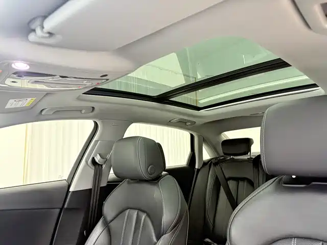 Audi A4L — миниатюра 13