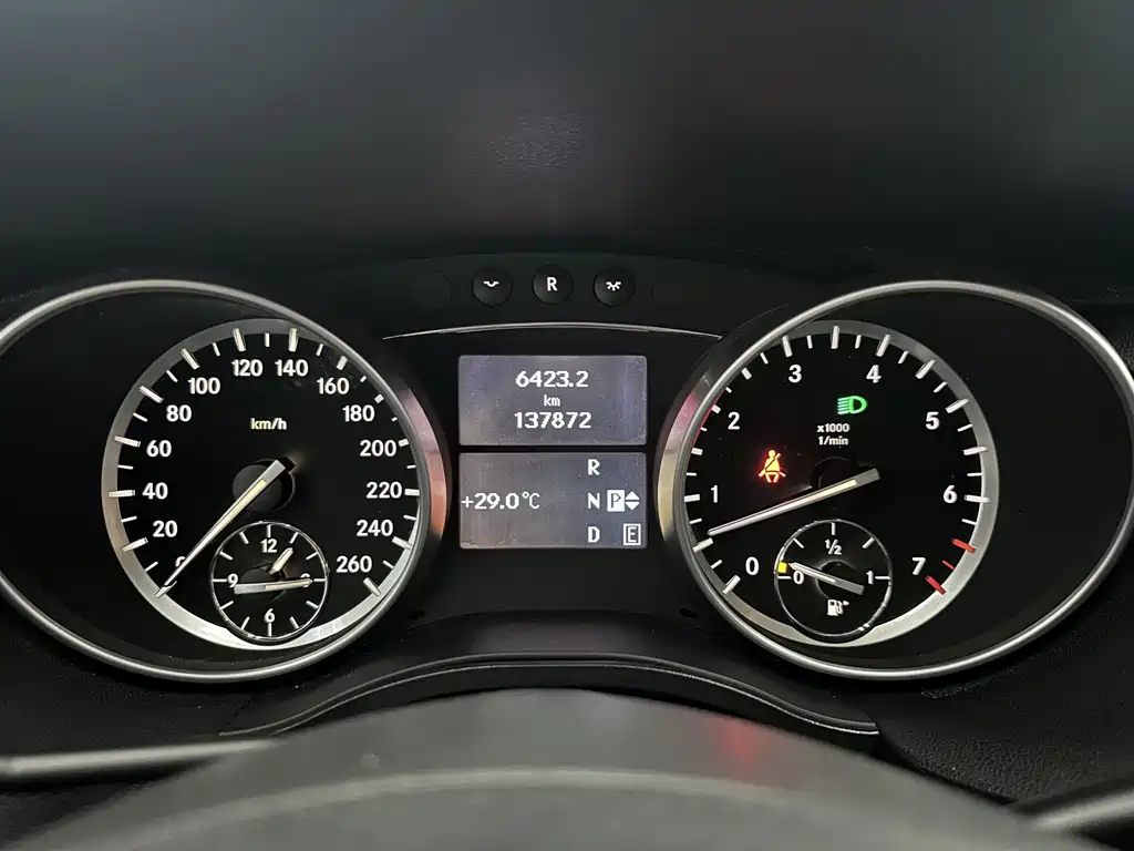 Mercedes-Benz R-Class — миниатюра 4