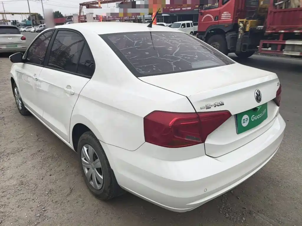 Volkswagen Jetta — миниатюра 5