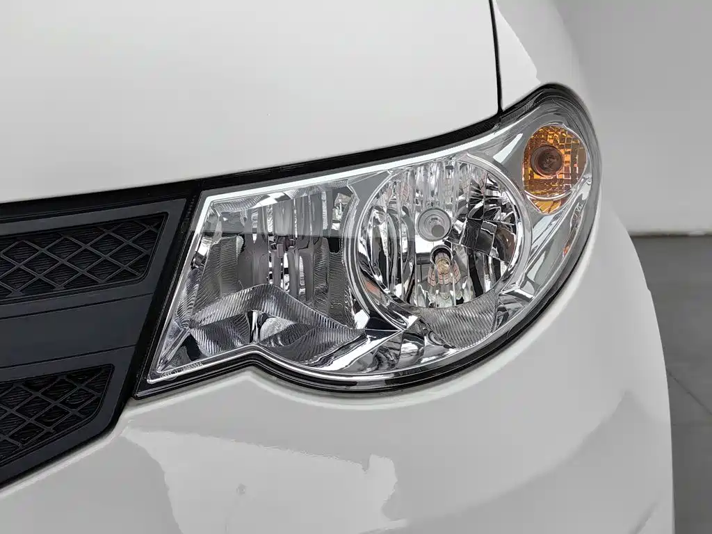 Wuling Hongguang — миниатюра 7