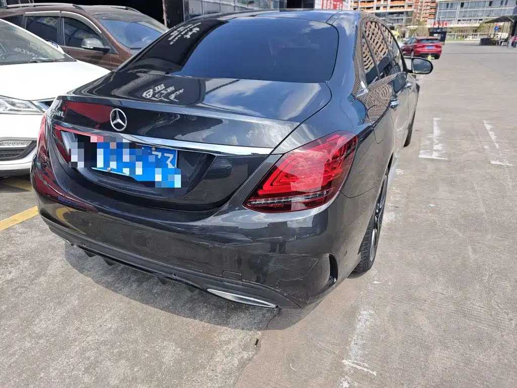Mercedes-Benz C-Class — миниатюра 6