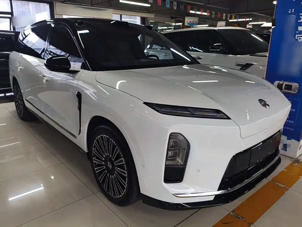 NIO ES8 — миниатюра 4