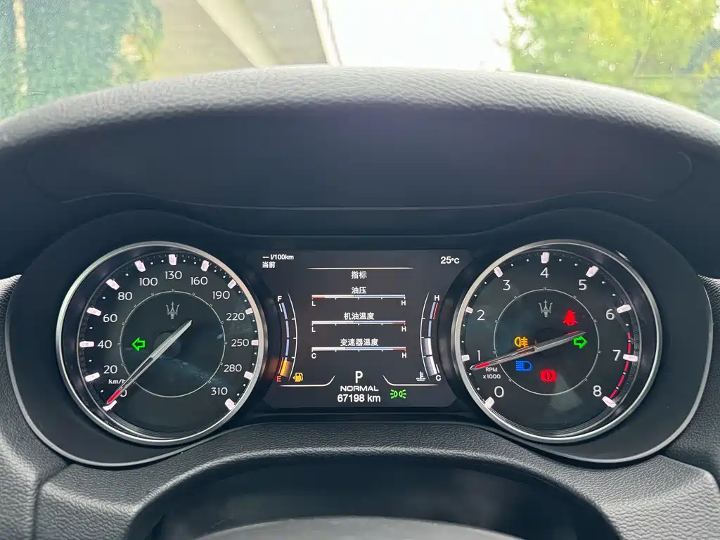 Maserati Ghibli — миниатюра 9