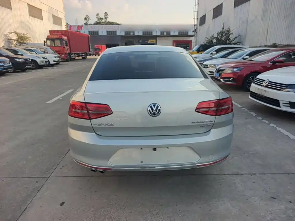 Volkswagen Magotan — миниатюра 6