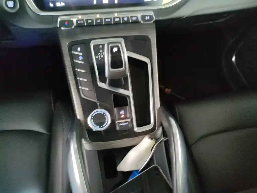 Geely Boyue — миниатюра 14
