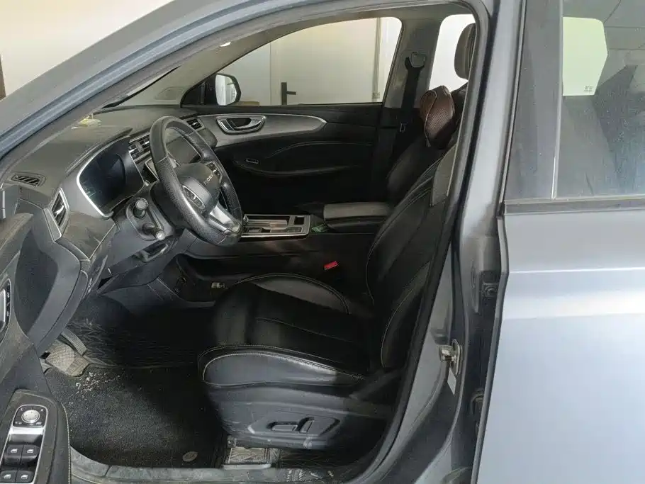Roewe RX5 — миниатюра 9