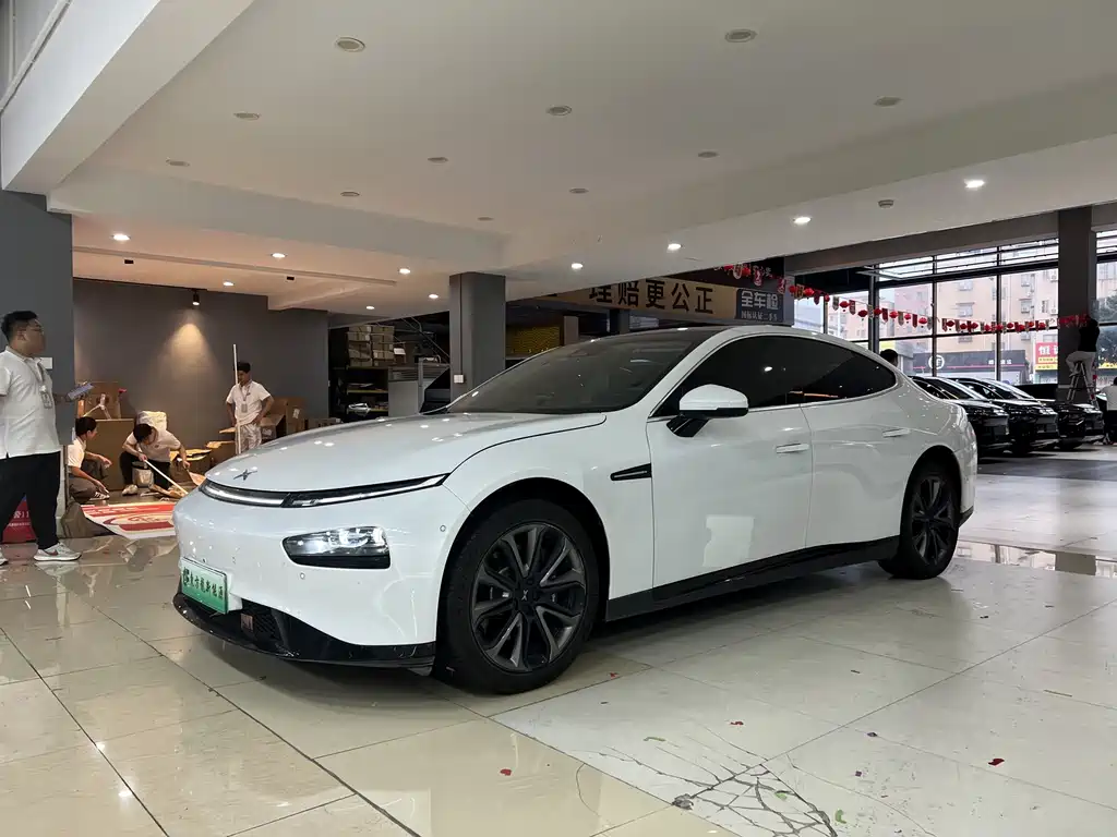 XPeng P7 — миниатюра 2