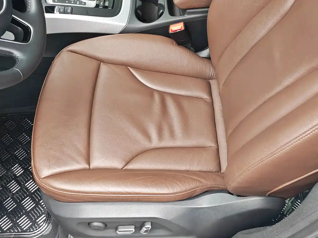 Audi Q5 — миниатюра 15