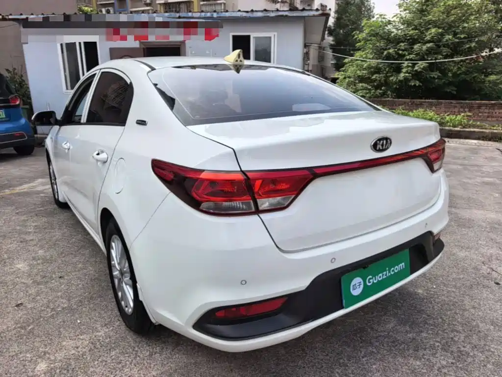 Kia K2 — миниатюра 5