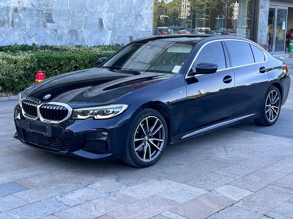BMW 3 Series 2021