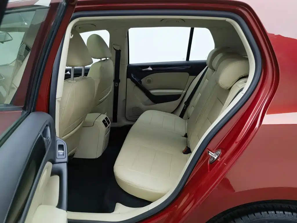 Volkswagen Golf — миниатюра 15