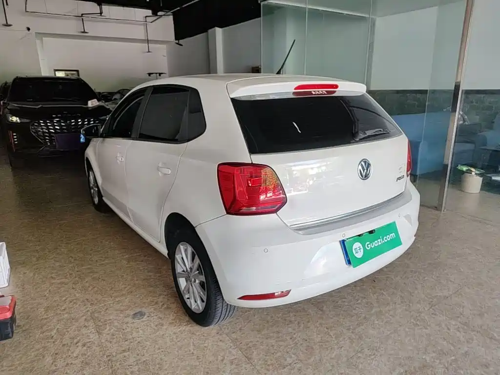 Volkswagen Polo — миниатюра 5