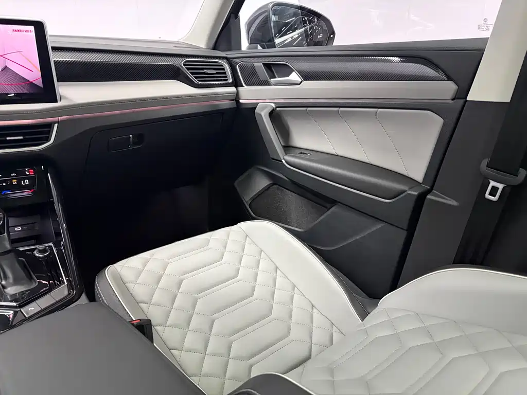Volkswagen Tayron 2023 280TSI Luxury Plus