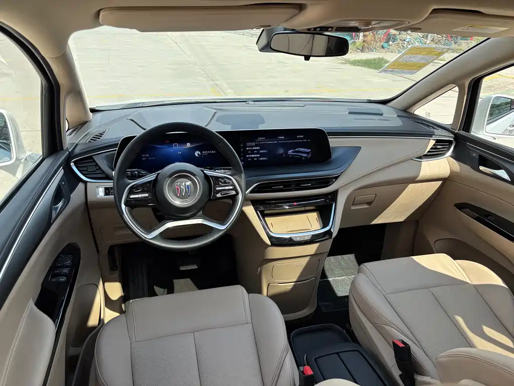 Buick GL8 Hybrid — миниатюра 11