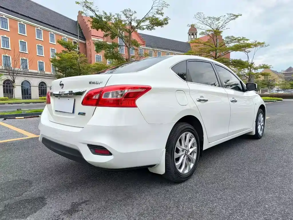 Nissan Sylphy — миниатюра 9