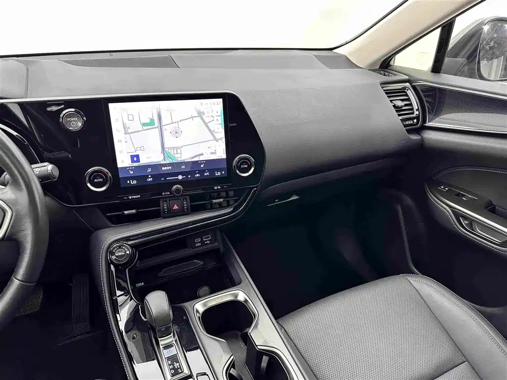 Lexus NX — миниатюра 14