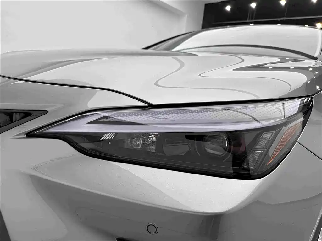 Lexus NX — миниатюра 26