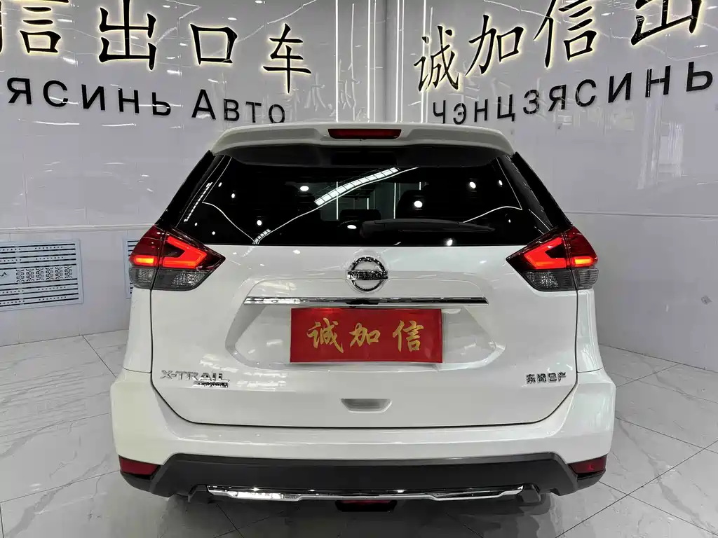 Nissan X-Trail — миниатюра 5