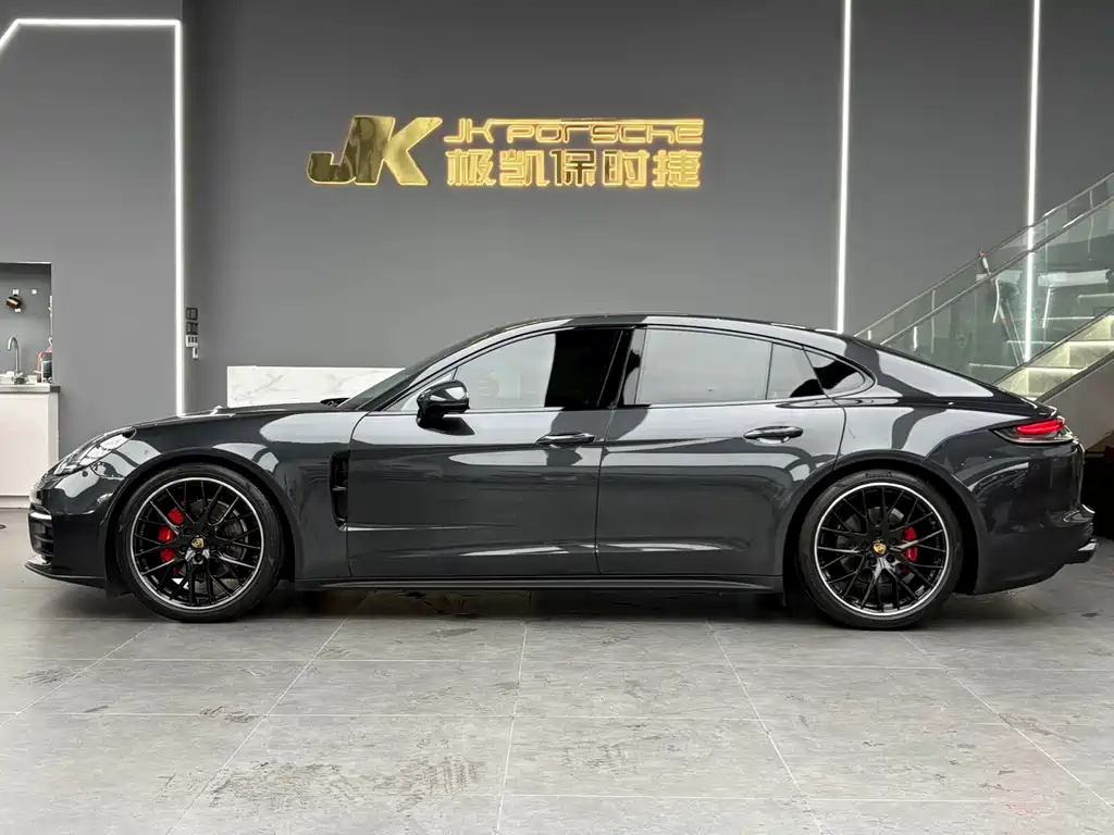 Porsche Panamera — миниатюра 3