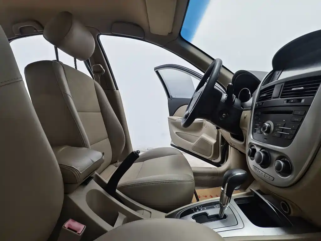 Buick Excelle — миниатюра 14