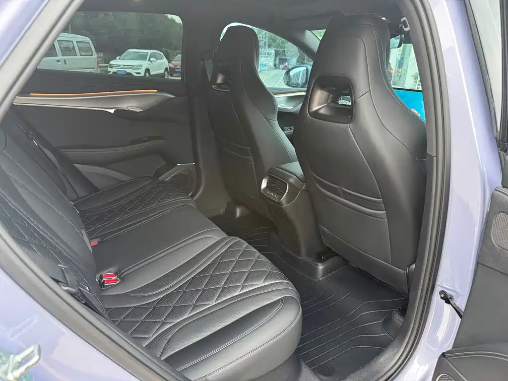 BYD Sealion 07 EV — миниатюра 12