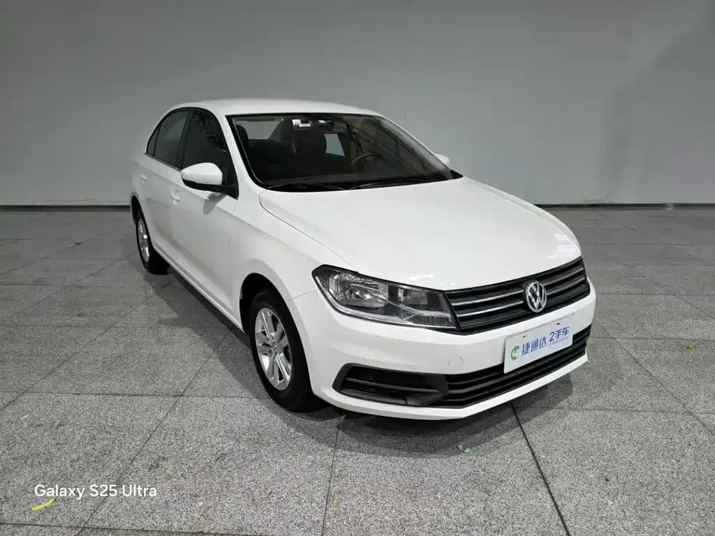 Volkswagen Santana — миниатюра 26
